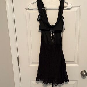 Elegant Black Lace Dress